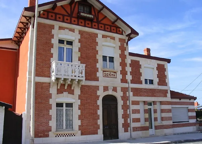 Zenith - La Maison Bed and Breakfast