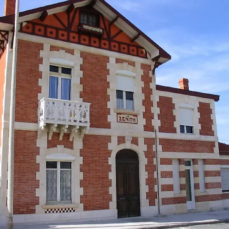 Zenith - La Maison Bed & Breakfast