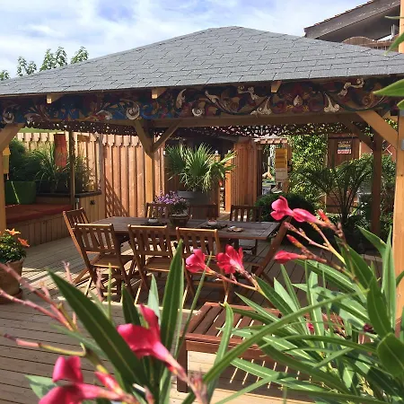 Zenith - La Maison Bed & Breakfast