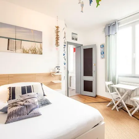 Couette-café Zenith - La Maison *